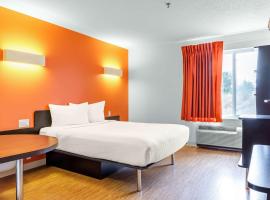 斯威夫特卡伦特6号汽车旅馆，位于斯威夫特卡伦特的酒店