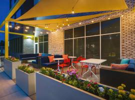 Tru By Hilton Charlotte Tyvola I-77，位于夏洛特的酒店