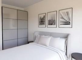 Madrid Suites Moncloa-Aravaca, SOLO CHECK IN ON LINE - PARKING GRATUITO，位于马德里的酒店