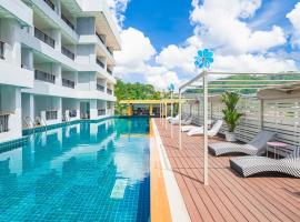 Casa Del M Phuket - Newly Renovated，位于芭东海滩的酒店