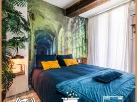 Youmi - Appartement Calme avec Jacuzzi et Clim à 5min de la Comédie, Tram à 200m