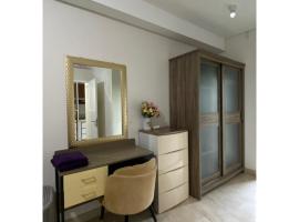 Podomoro Exclusive Pool View Apartment-5th Floor-Min 2N，位于棉兰的酒店
