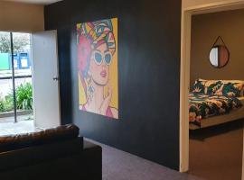 The Black Horse Hotel，位于Bulla的酒店