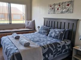 9 Bayview Gonubie Seaside，位于勾讷比的带停车场的酒店