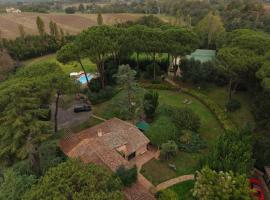 Villa Bovari - Appia Antica，位于罗马的山林小屋