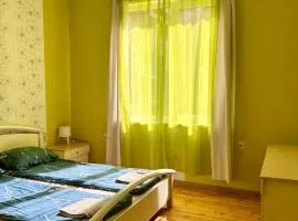 Serdika station, bright and cozy apartment