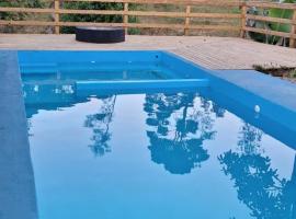 Pousada e Sítio Furlan，位于格拉瓦塔尔的酒店