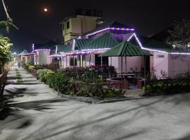 Resort Gorumara Riverside，位于拉塔古里的酒店