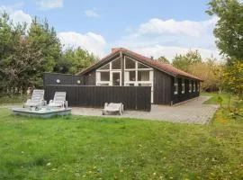 Nice Home In Blåvand With Sauna