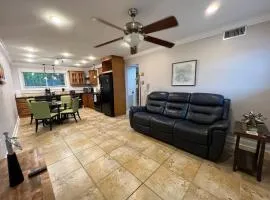 2 BR apartment with laundry pool