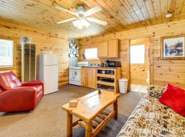 Boat and Fish on Mille Lacs Lake Walleye Cabin，位于Garrison的酒店