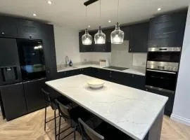 6 beds - 5 bedroom house in Orpington