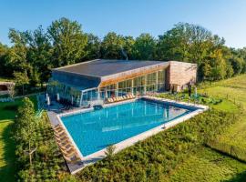 Escape in the Heart of Nature，位于Antoing的酒店