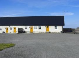 Awesome Home In Löderup With 2 Bedrooms And Wifi，位于Löderup的酒店