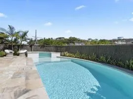 Walk To Terrigal or Beach or Stay Poolside