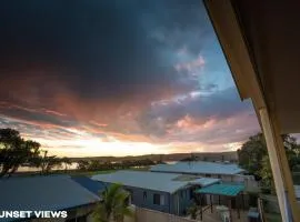 Sunsets on Murchison Full House - Kalbarri WA