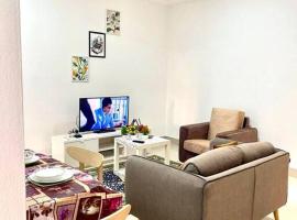 Cozy Shaftsbury Netflix tv box pakin wifi king bed netflix wifi free parking 1116，位于塞贝维的酒店