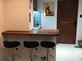 Stay in Manila, Cambridge Village，位于Cainta的酒店