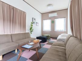 Habitacion Station MobileCottage，位于阿扎格瓦的酒店