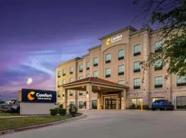 Comfort Inn & Suites Fort Worth - Fossil Creek