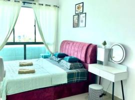 Cozy cybersquare two to five pax 2 bed & 2 bath king & queen wifi netflix 1313，位于塞贝维的酒店