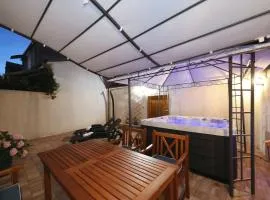 House Cirrus