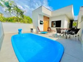 Casa com piscina a 200m da Praia - Império Correia - Itapoá