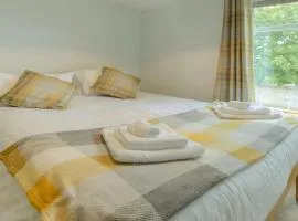 Beach Breeze Cottage - 3 Bed