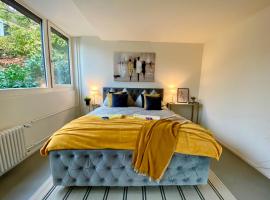 120m2 modern 3-Bedroom Loft in Zürich，位于苏黎世的高尔夫酒店
