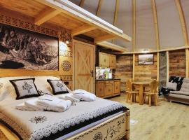 Tatry Mountain Glamp z jacuzzi，位于扎科帕内的酒店