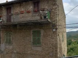 SURSUM CORDA private house