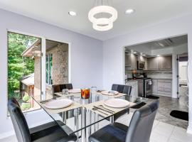 Bright Guest House 15 Mi to Dtwn Baltimore!，位于Reisterstown的酒店