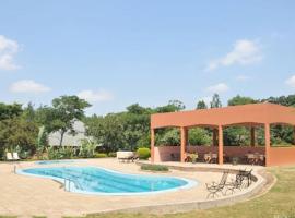 Kontiki Hotel，位于Mparo的酒店
