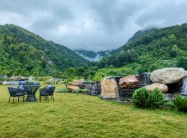 Corbett Vanvaas Resort，位于Amgarhi的酒店
