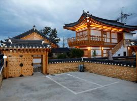 Hanok stay Mokhyang，位于庆州的旅馆