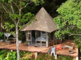 The Jungle Lodge -Glamping at Karuna El Nido，位于爱妮岛的豪华帐篷