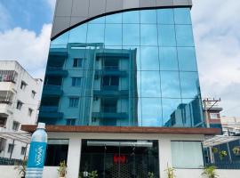 Wild Wings Premium Hotel，位于海得拉巴的酒店