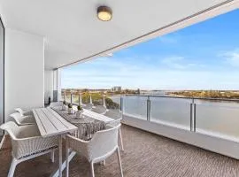 Breathtaking Waterfront Apartment in Mandurah