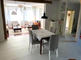 UkuleleHaus Lunow am Nationalpark Unteres Odertal，位于Lunow的酒店