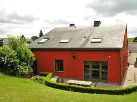 Gîte tout confort au cœur du Parc national de la vallée de la Semois，位于Ucimont的酒店