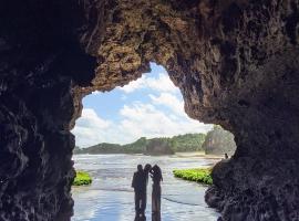 Tenda camping，位于Madasari的露营地