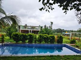Aadvik Luxury Farmstay，位于Antarasante的酒店
