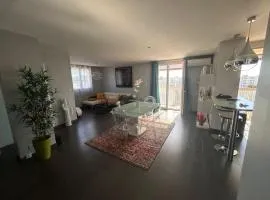 Bel appartement proche plages et hopital St Musse