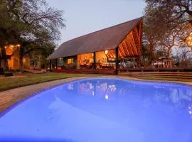 Tomo Safari Lodge