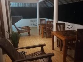 Malika Homestay，位于米迪加马东的酒店