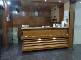 Shrinivas Lodge，位于达尔瓦德的酒店