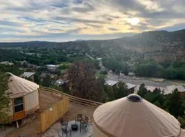 Yurt Overlook #01 with AC and Private Bath King Suite