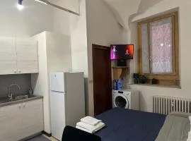 Cozy Apartment Tirano City Centre 1