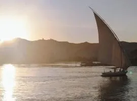 Nubian Adventures - Felucca from Aswan to Kom Umbu