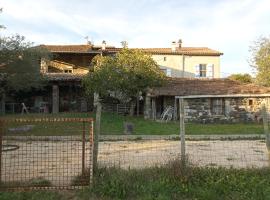 Maison sud Ardèche lavilledieu，位于Lavilledieu的酒店